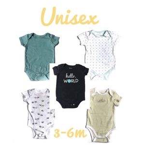 EUC Unisex 3-6month Onesie Hello World set of 5